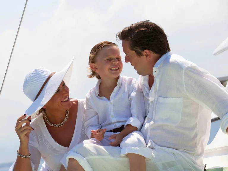FAMILY PACKAGE INCLUDING GILI ISLAND DAY